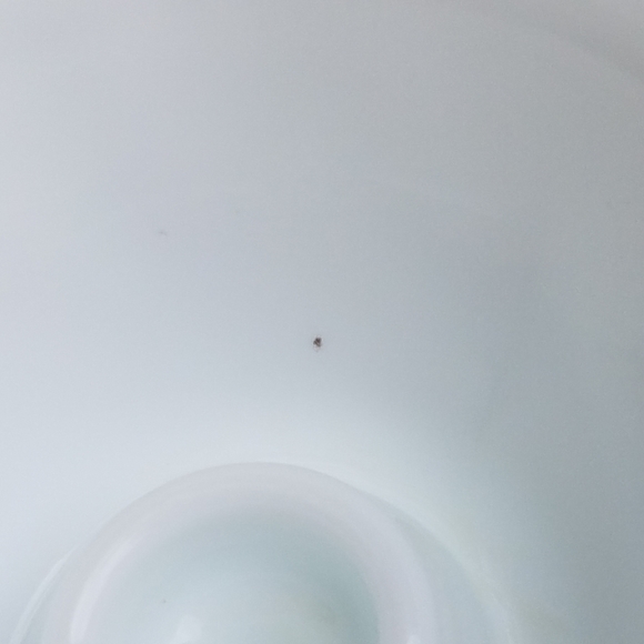 Vintage White Milk Glass Cup Candle Holders Set of 2 Leaf Design - Picture 9 of 10